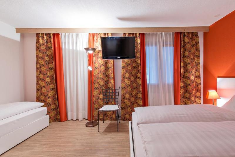 Hotel Loeffler Санкт-Мориц Экстерьер фото